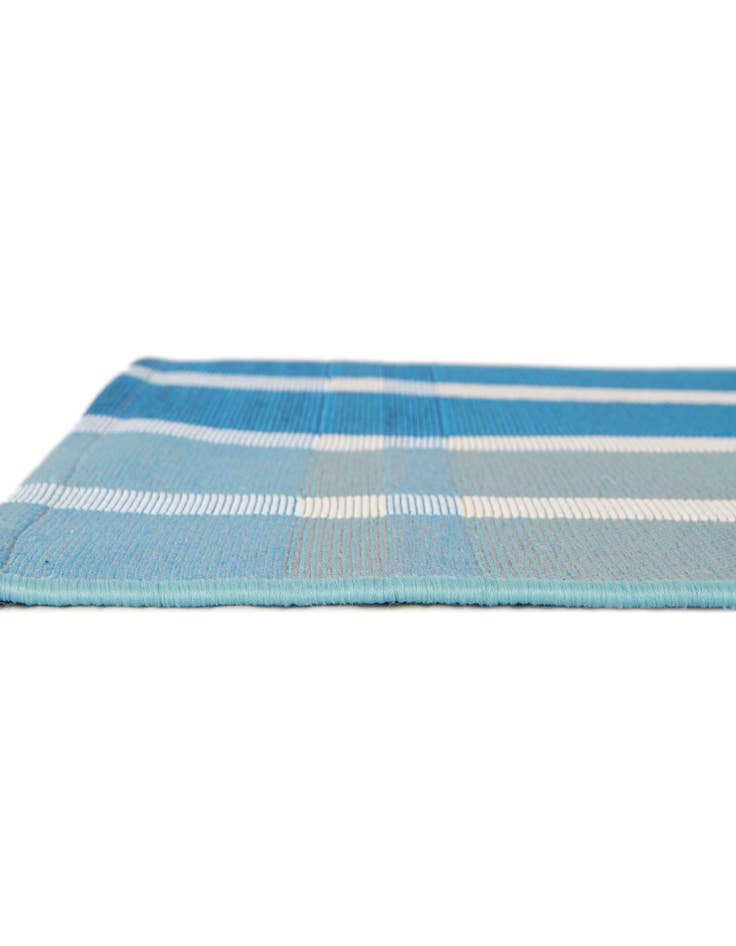 Detail image of  2' 7 x 12'  Washable Ribbon Indoor / Outdoor Runner Rug