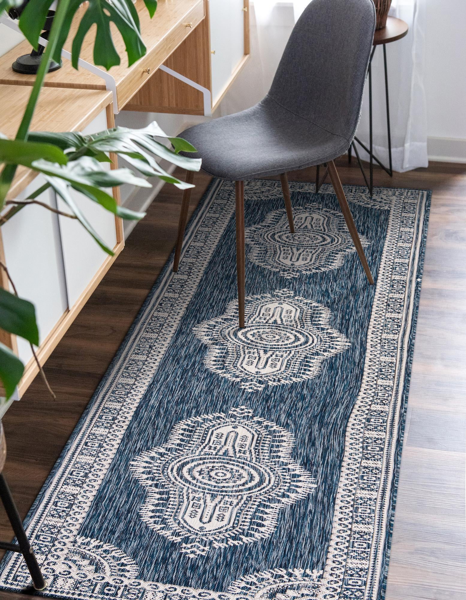 Blue 2' x 4' Traditional Outdoor Runner Rug | Rugs.com