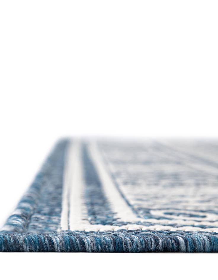 Detail image of  2' x 5' 3  Washable Traditional Indoor / Outdoor Runner Rug