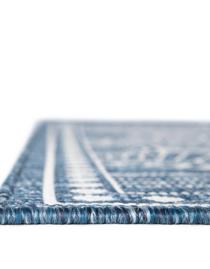 Detail image of  2' x 8'  Washable Traditional Indoor / Outdoor Runner Rug