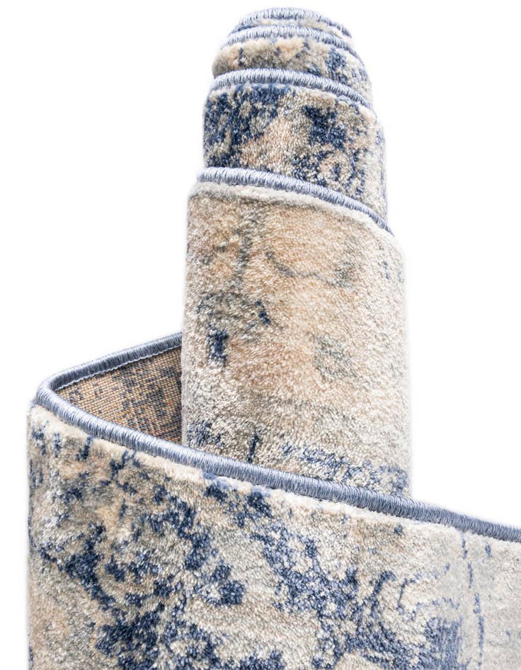 Detail image of  2' 2 x 6' Oxfordshire Runner Rug