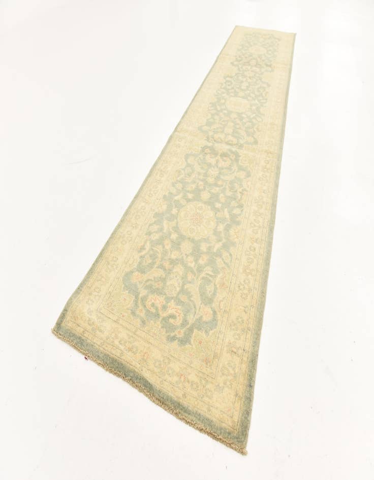 Detail image of  2' 7 x 11' Peshawar Ziegler Runner Rug