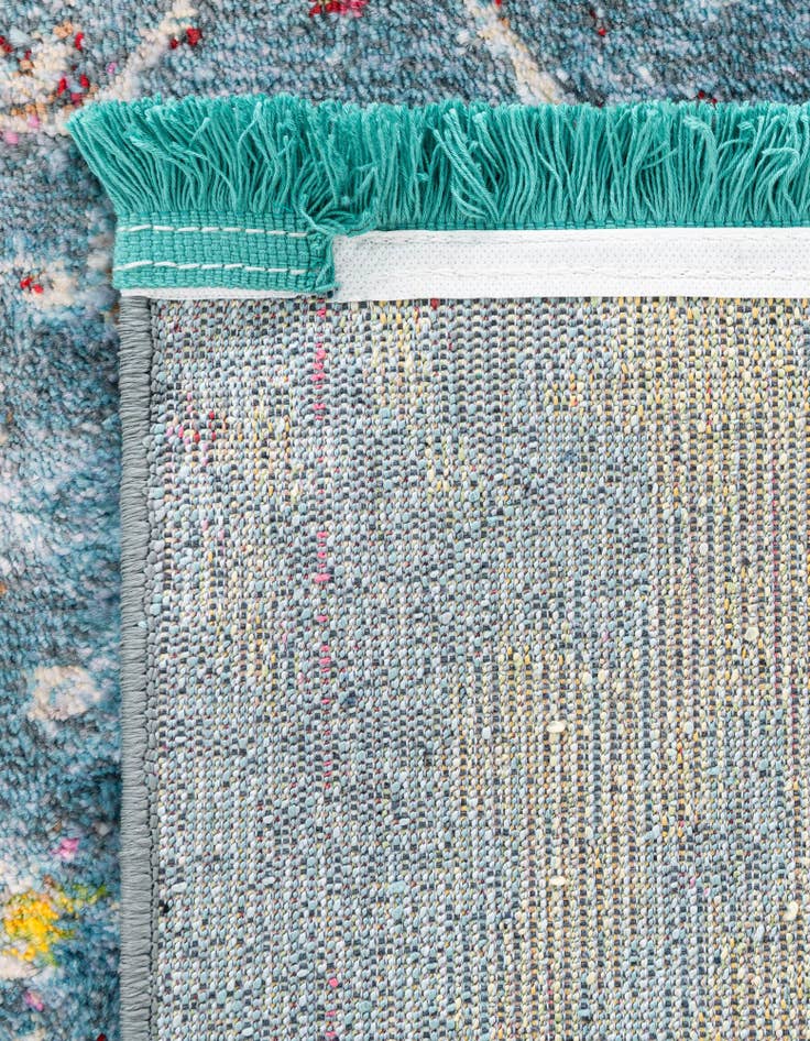 Detail image of  2' 7 x 10' Santiago Runner Rug