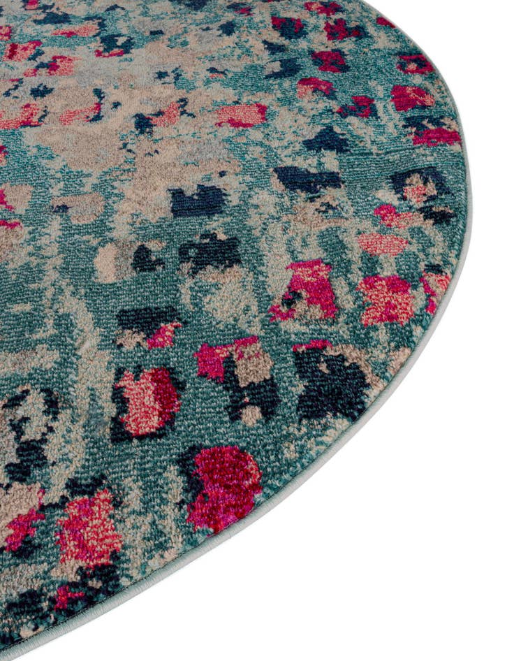 Detail image of  2' 7 x 10'  Washable Sevilla Runner Rug