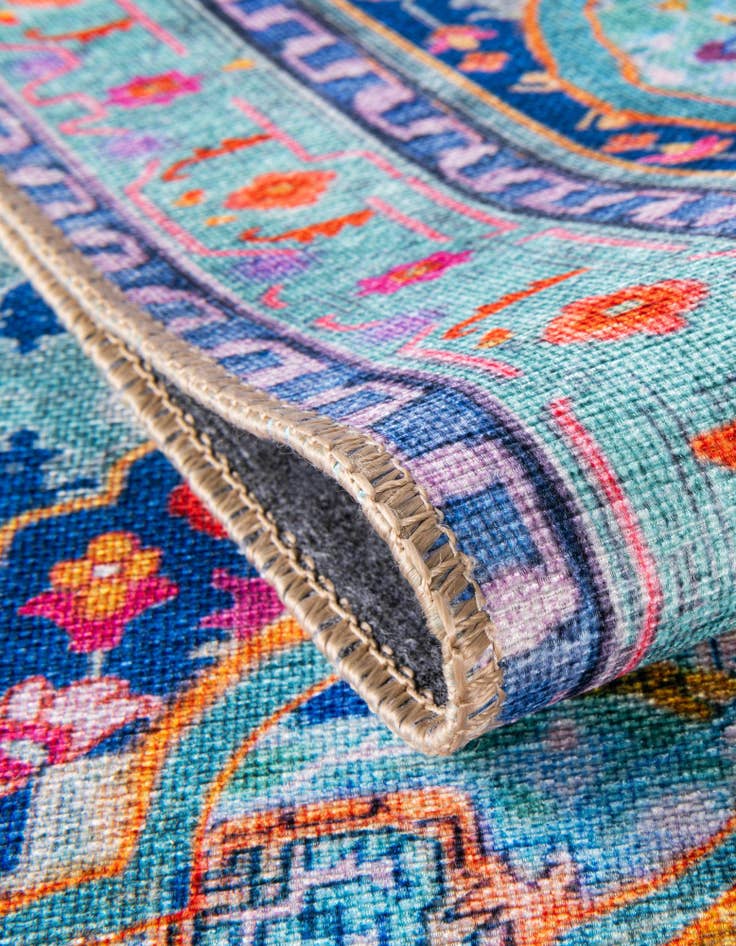 Detail image of  2' x 7' 10 Timeless Runner Rug