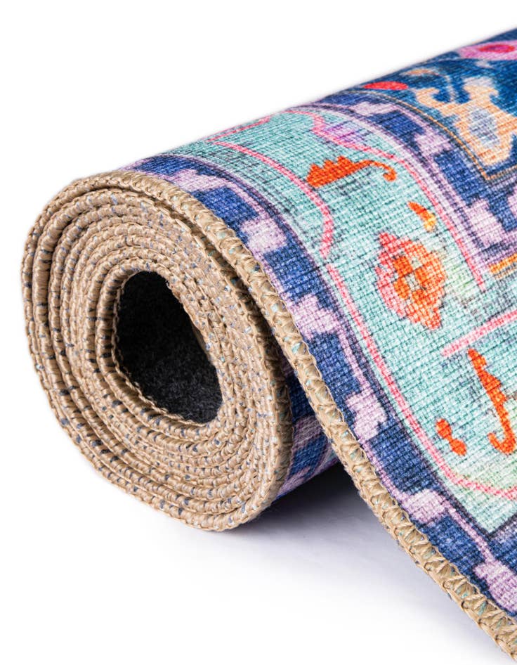 Detail image of  2' x 7' 10 Timeless Runner Rug