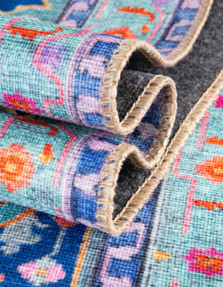 Detail image of  2' x 7' 10 Timeless Runner Rug