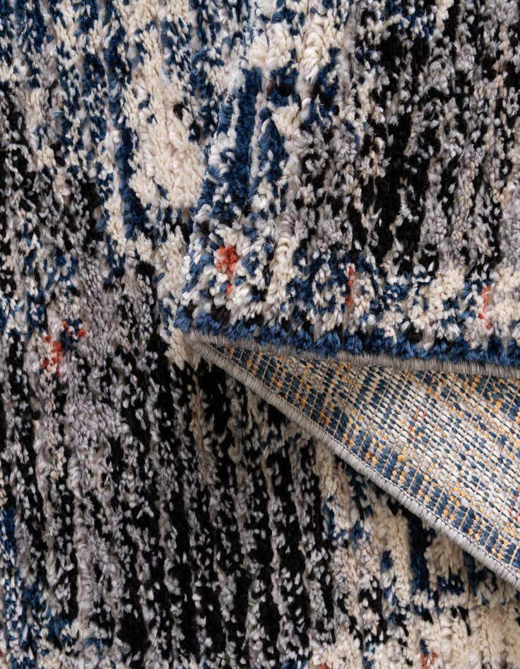 Detail image of  2' 7 x 12' Tucson Runner Rug