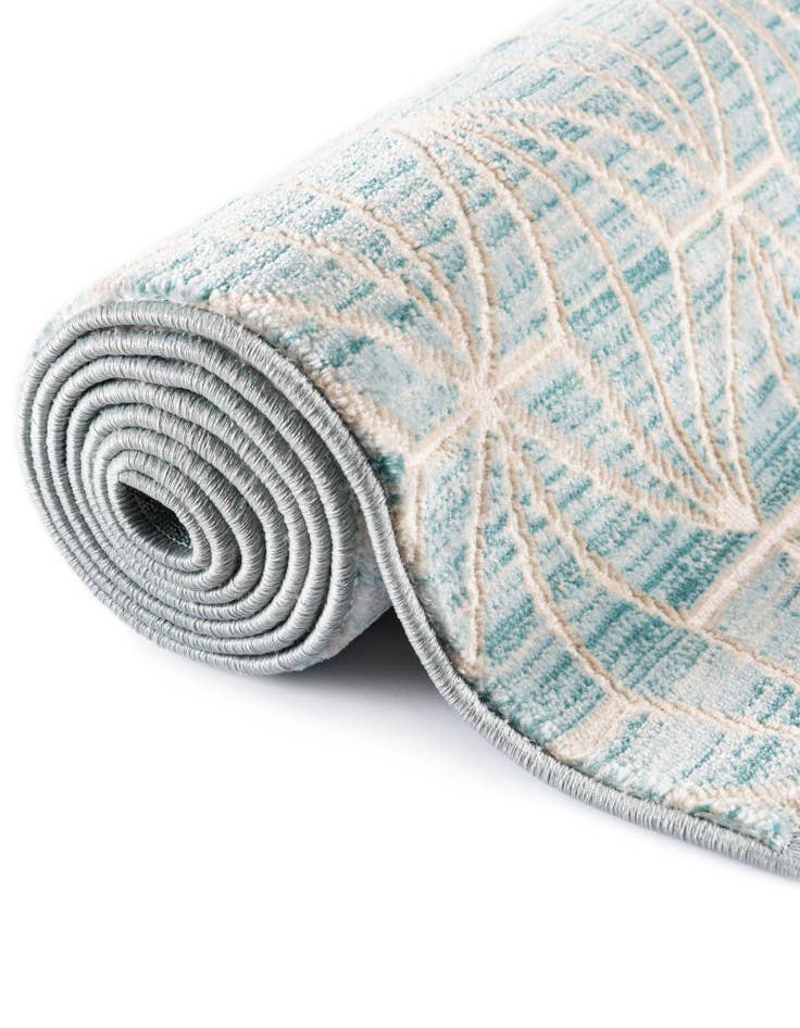 Detail image of Jill Zarin 2' 7 x 8' Uptown Fifth Avenue Runner Rug