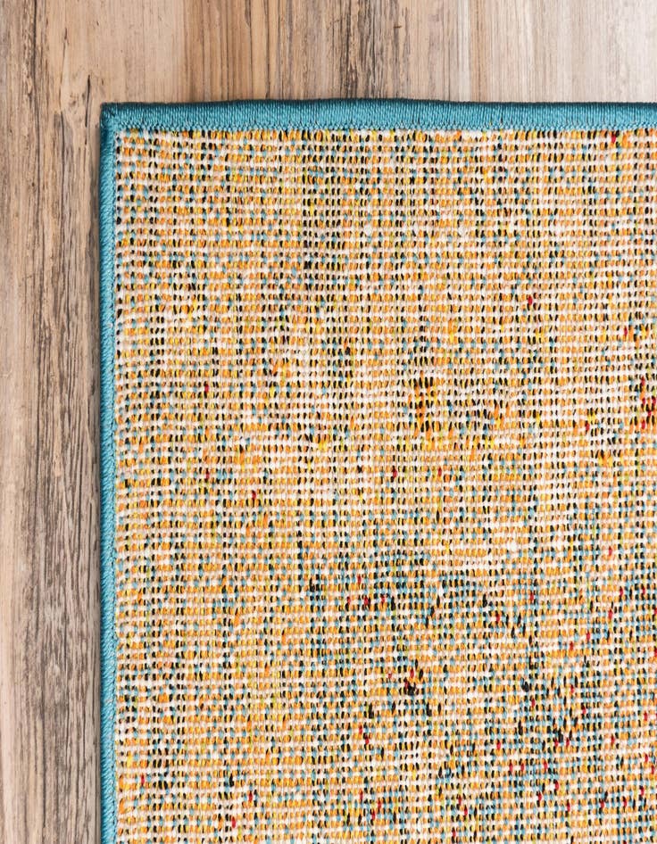 Detail image of  2' 7 x 10' Veneto Runner Rug