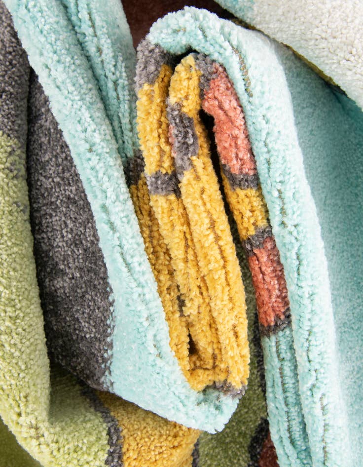 Detail image of  2' 2 x 5' 1 Giraffe Whimsy Kids Runner Rug