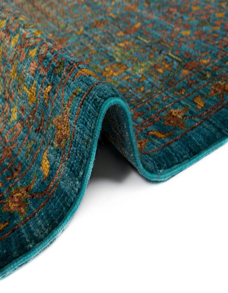 Detail image of  8' x 8' 1 Amina Wool Square Rug