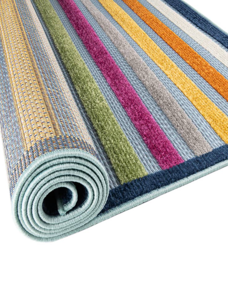 Detail image of  5' 3 x 5' 3  Washable Aruba Indoor / Outdoor Square Rug