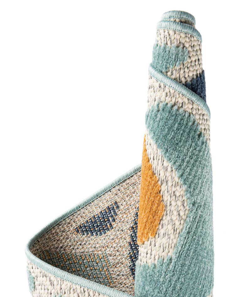 Detail image of  7' 10 x 7' 10  Washable Belize Indoor / Outdoor Square Rug