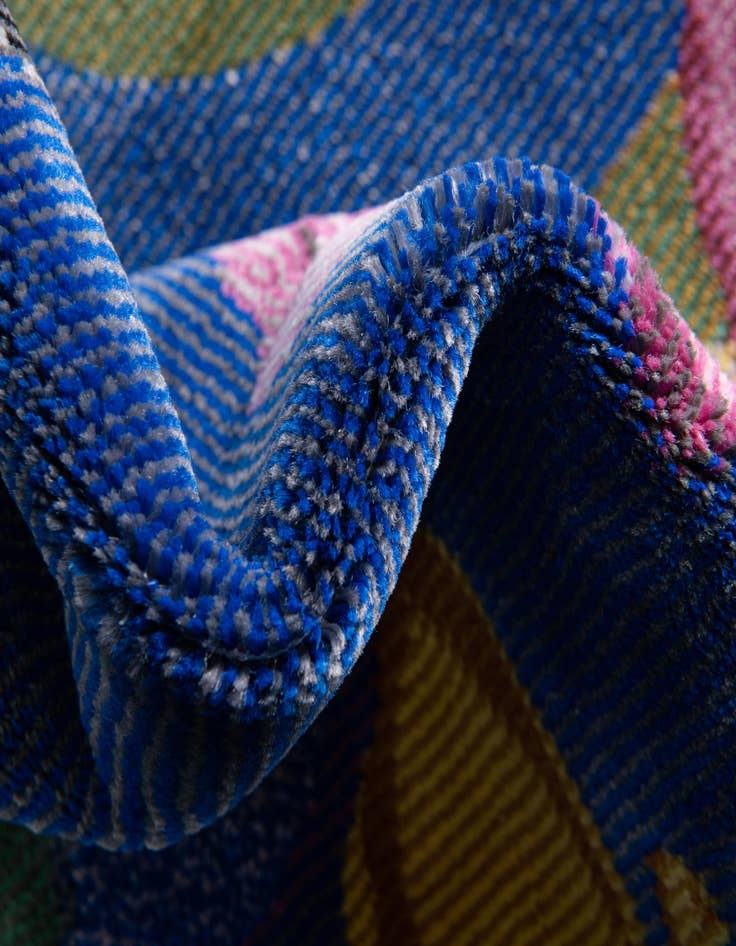 Detail image of  7' 10 x 7' 10 Blossom Square Rug