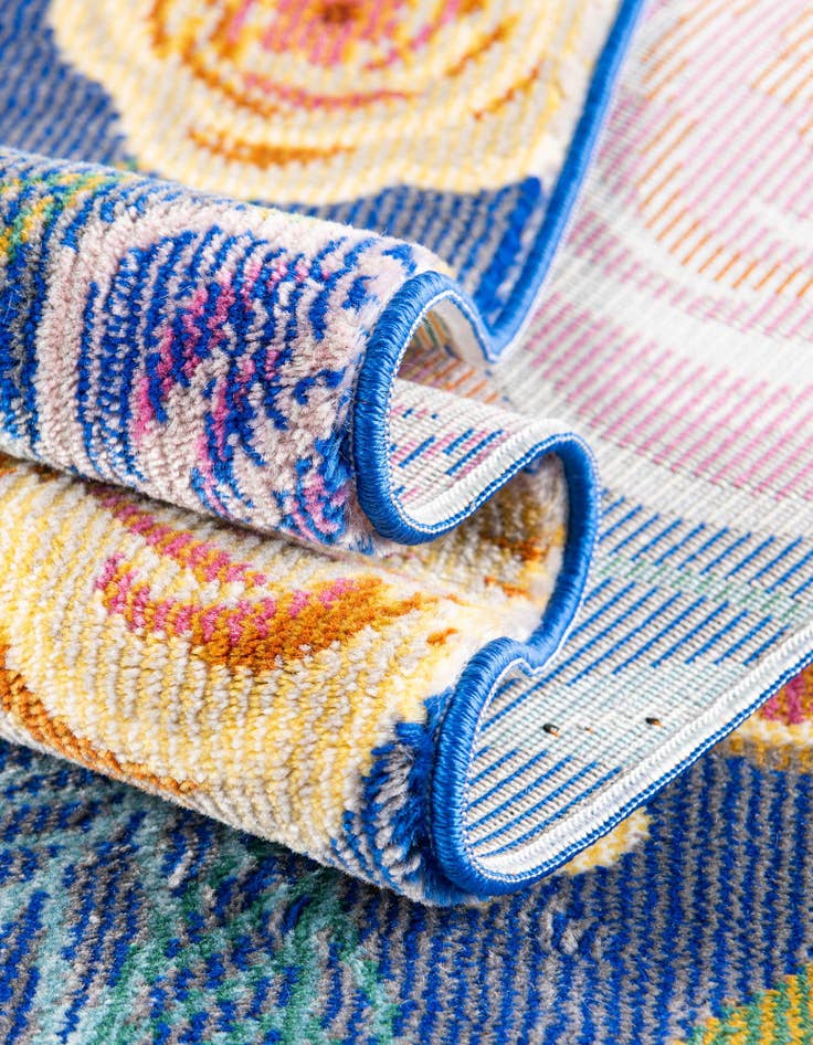 Detail image of  7' 10 x 7' 10 Blossom Square Rug