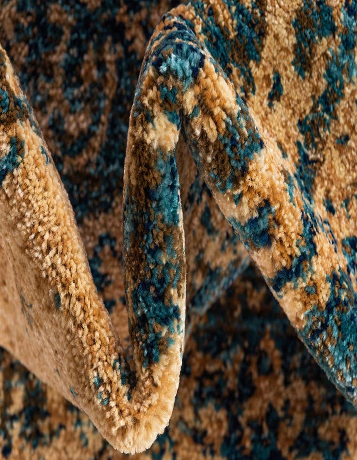 Detail image of  4' 5 x 4' 5 Charlestown Square Rug