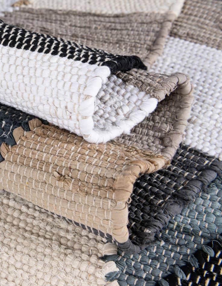 Detail image of  7' 10 x 7' 10  Hand Braided Chindi Cotton Square Rug