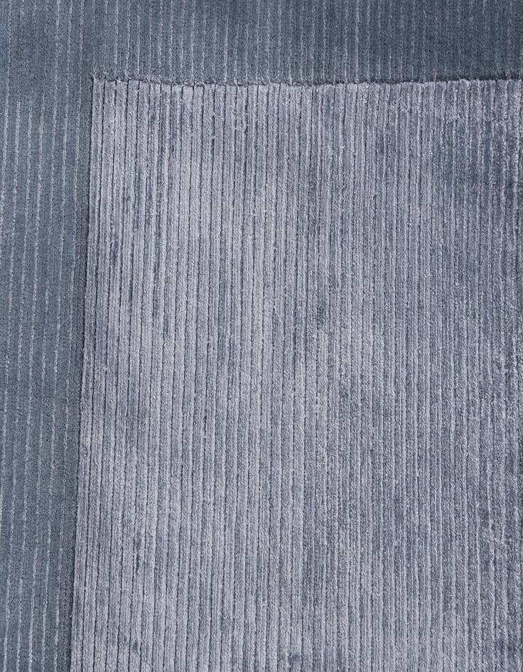 Detail image of  2' 7 x 2' 7  Hand Knotted Darya Wool Square Rug