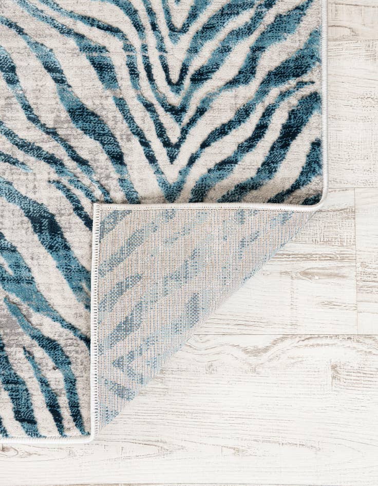 Detail image of  7' 10 x 7' 10 Finsbury Square Rug