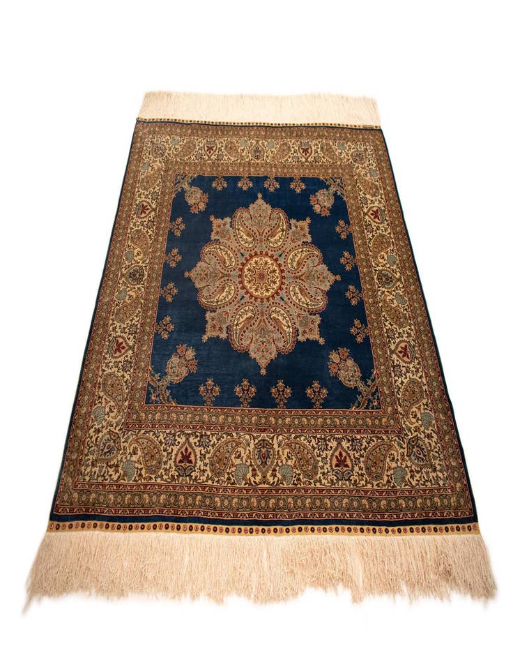 Detail image of  4' 9 x 4' 9 Hereke Silk Square Rug