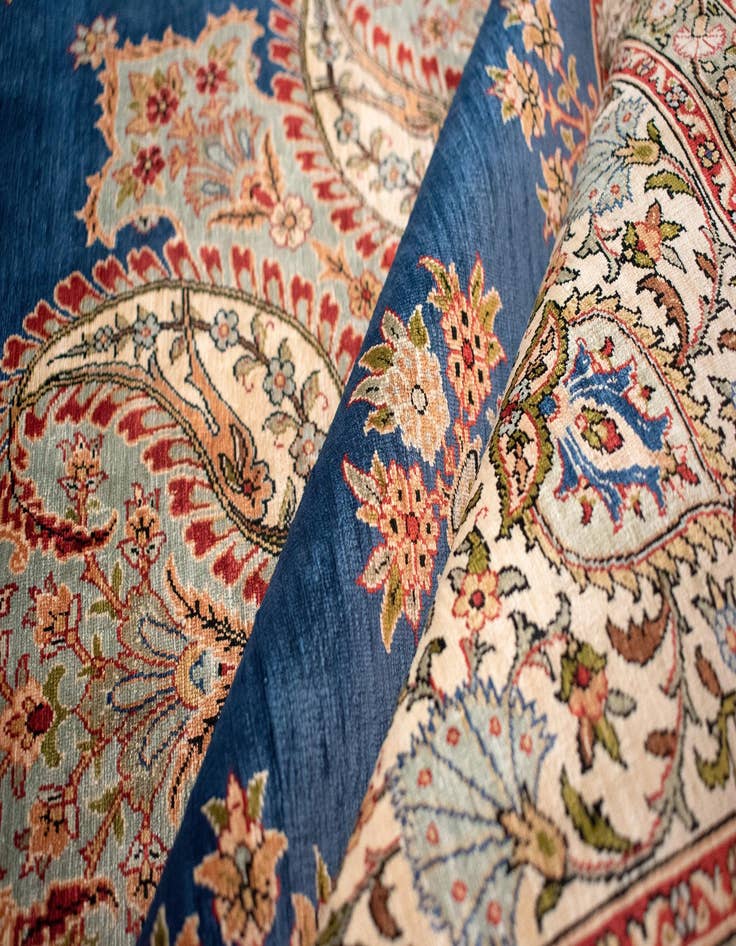 Detail image of  4' 9 x 4' 9 Hereke Silk Square Rug