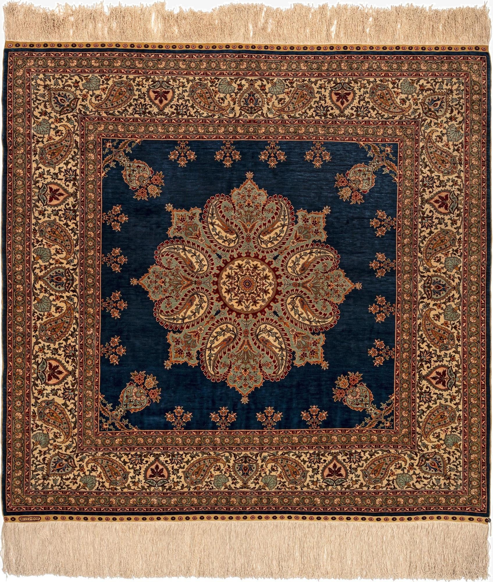  4' 9 x 4' 9 Hereke Silk Square Rug