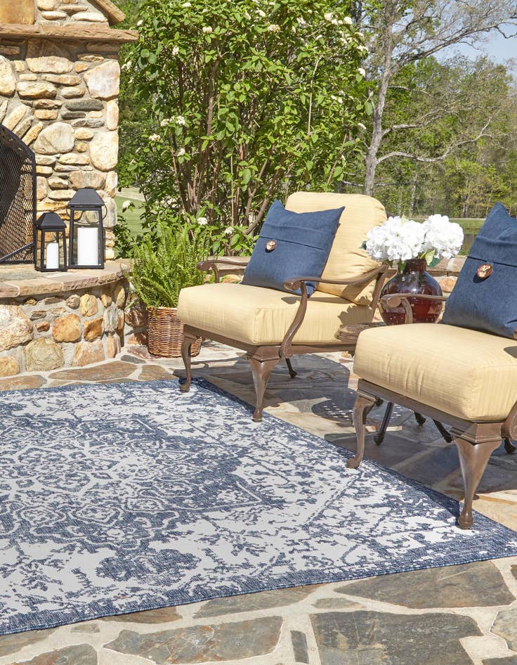 Detail image of  7' 10 x 7' 10  Washable Jill Zarin Dubai Indoor / Outdoor Square Rug