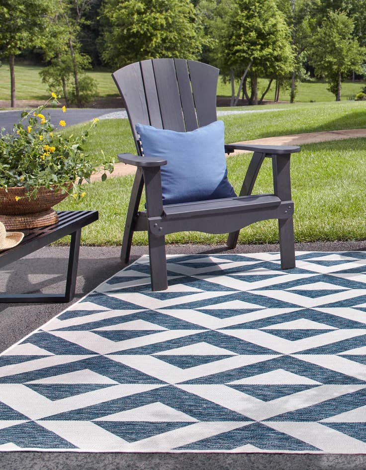 Detail image of  7' 10 x 7' 10  Washable Jill Zarin Napa Indoor / Outdoor Square Rug