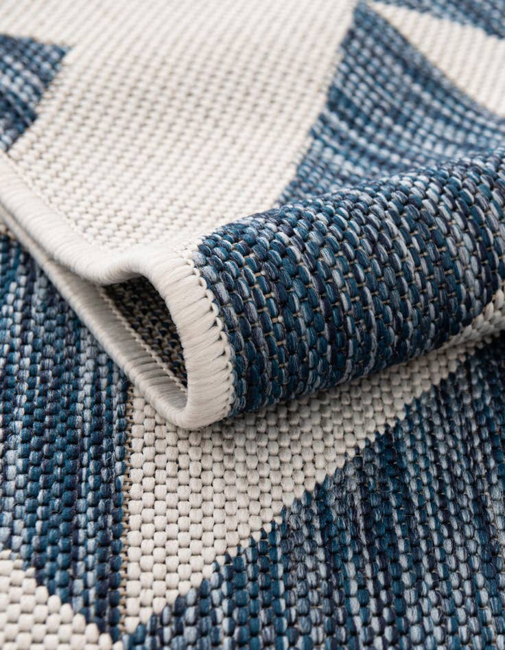 Detail image of  7' 10 x 7' 10  Washable Jill Zarin Napa Indoor / Outdoor Square Rug