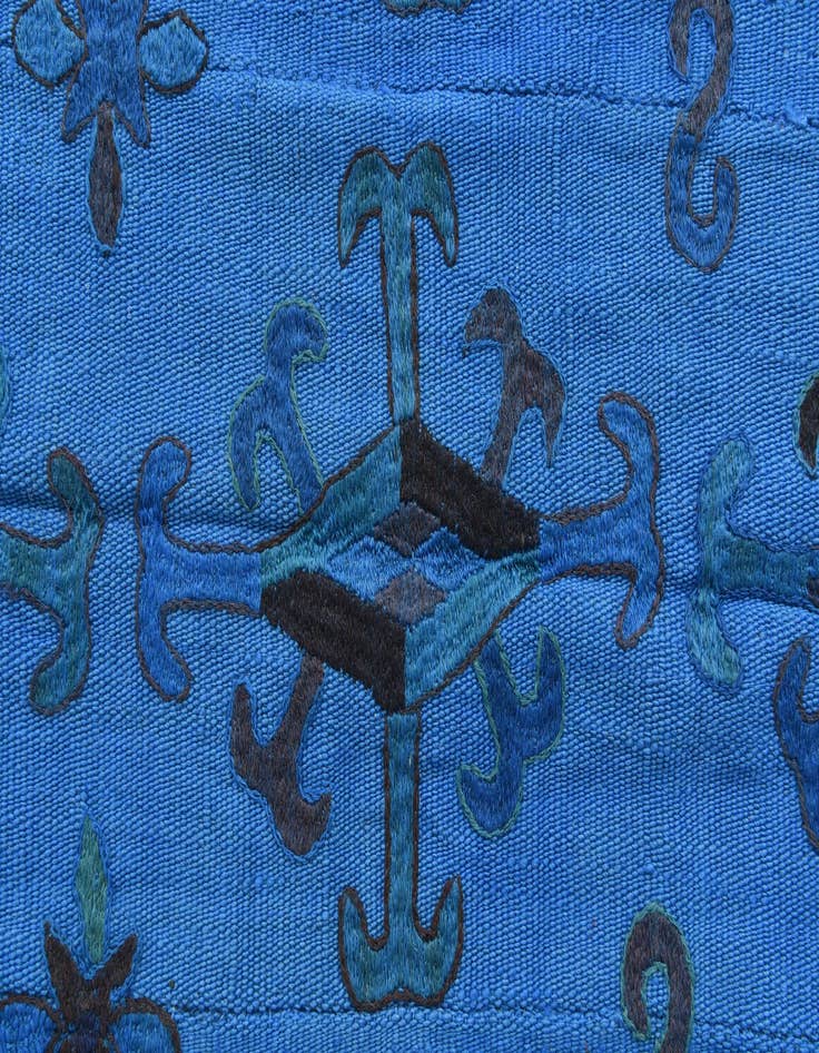 Detail image of  5' 9 x 6' 9  Hand Woven Kilim Suzani Wool Square Rug