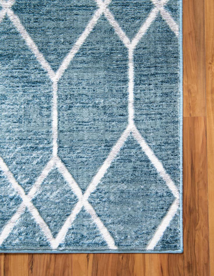 Detail image of  7' x 7' Lattice Trellis Square Rug