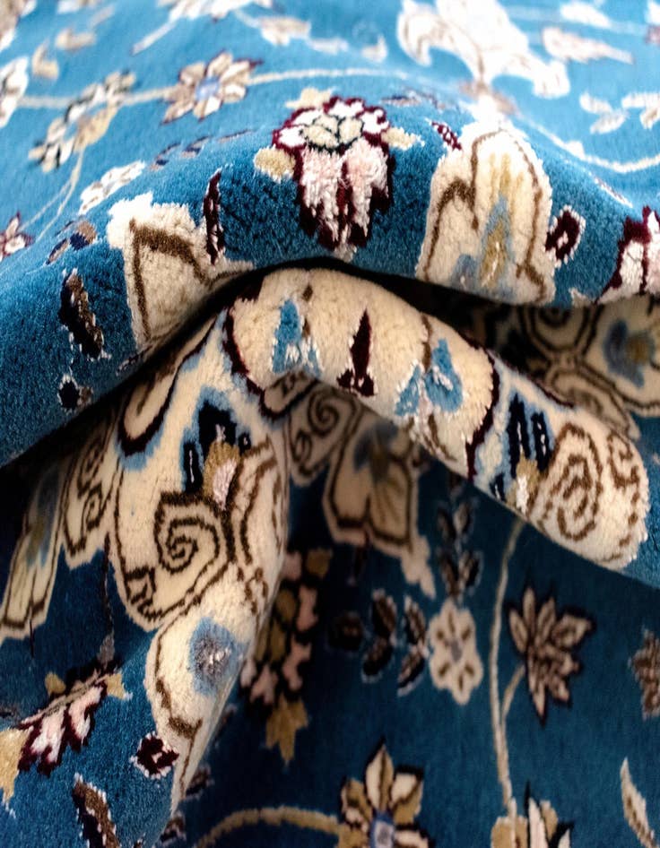 Detail image of  3' 6 x 3' 6 Nain Square Rug