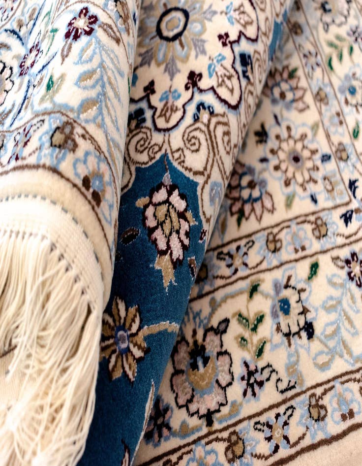 Detail image of  3' 6 x 3' 6 Nain Square Rug