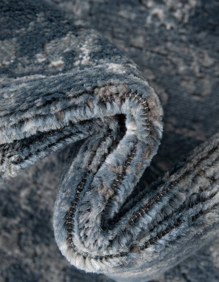 Detail image of  13' x 13' Oregon Square Rug