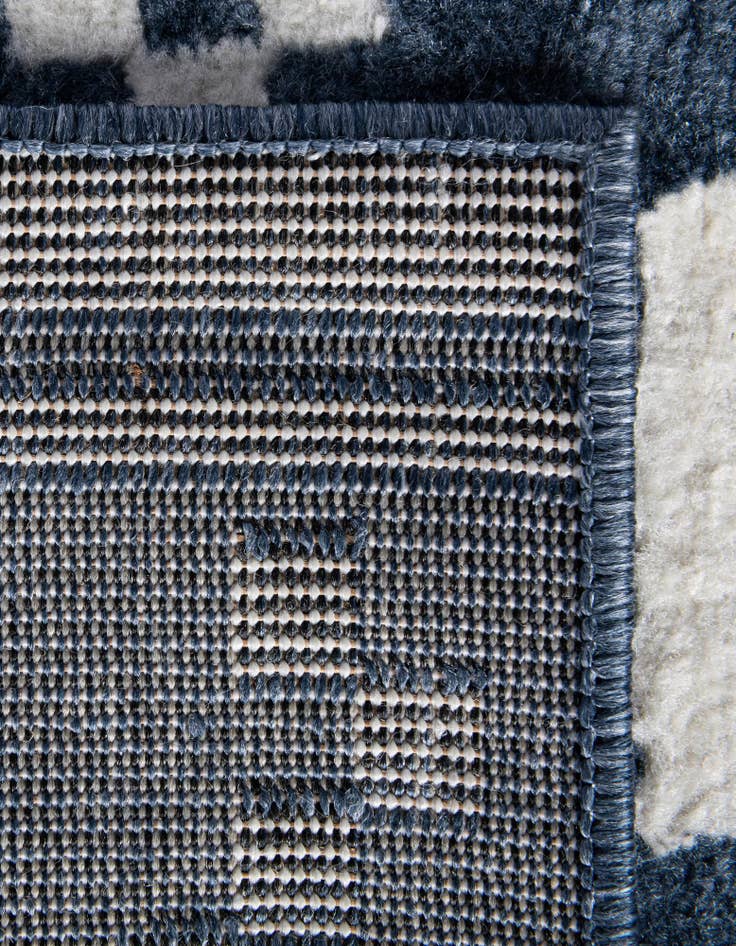 Detail image of  10' x 10' Oslo Square Rug