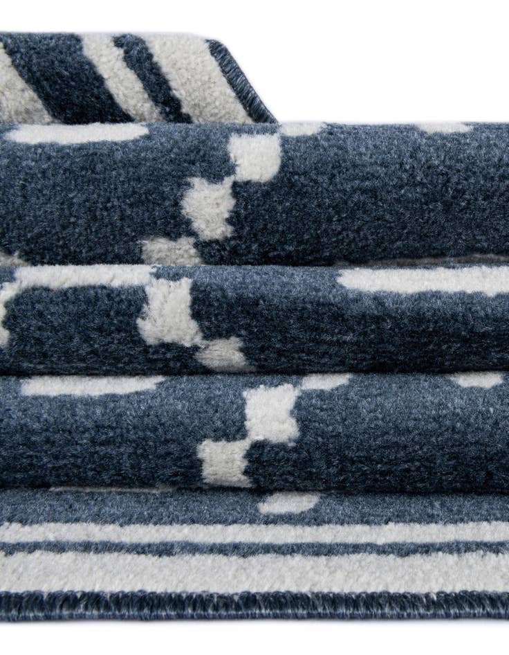 Detail image of  10' x 10' Oslo Square Rug