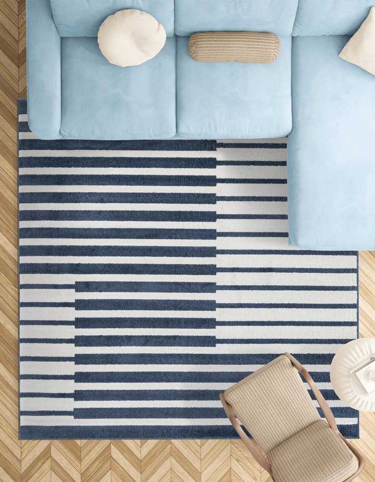 Detail image of  7' 10 x 7' 10 Oslo Square Rug