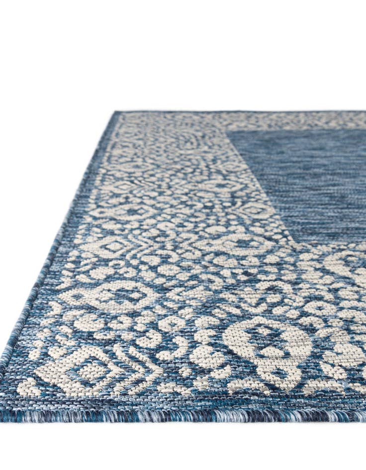 Detail image of  7' 10 x 7' 10  Washable Border Indoor / Outdoor Square Rug