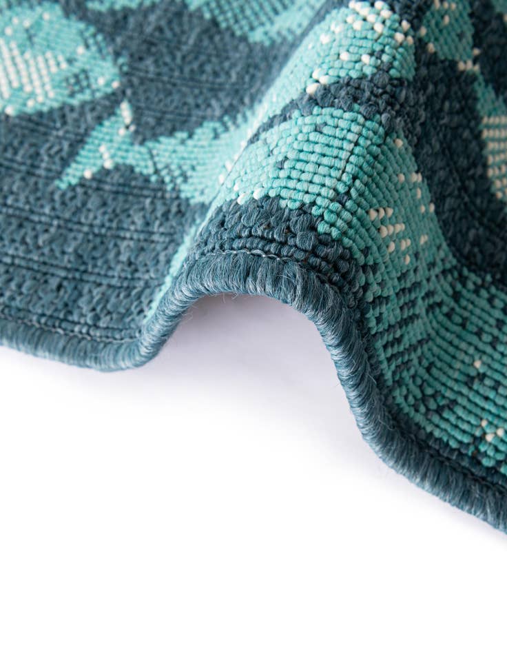 Detail image of  7' 10 x 7' 10  Washable Coastal Indoor / Outdoor Square Rug