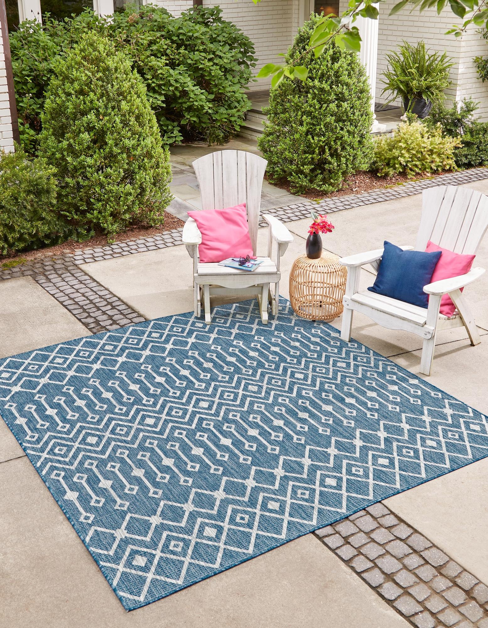 Blue 6' x 6' Lattice Indoor / Outdoor Square Rug | Rugs.com