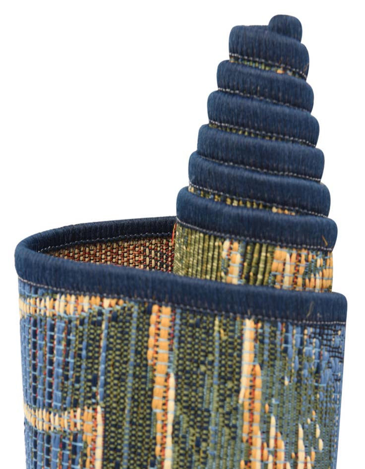 Detail image of  6' x 6'  Washable Modern Indoor / Outdoor Square Rug