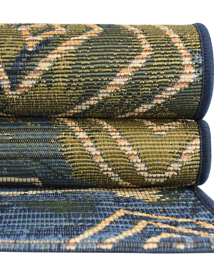 Detail image of  6' x 6'  Washable Modern Indoor / Outdoor Square Rug