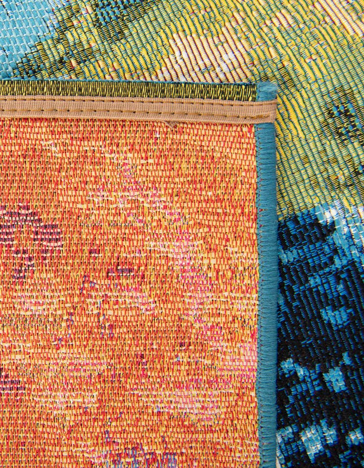 Detail image of  7' 10 x 7' 10  Washable Modern Indoor / Outdoor Square Rug