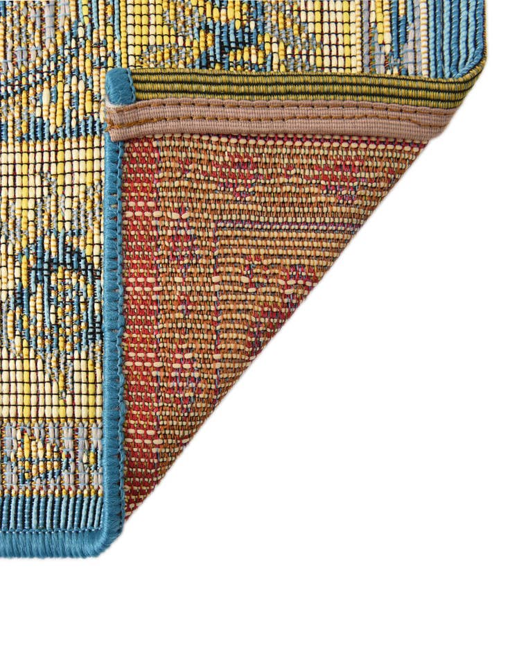 Detail image of  6' x 6'  Washable Traditional Indoor / Outdoor Square Rug