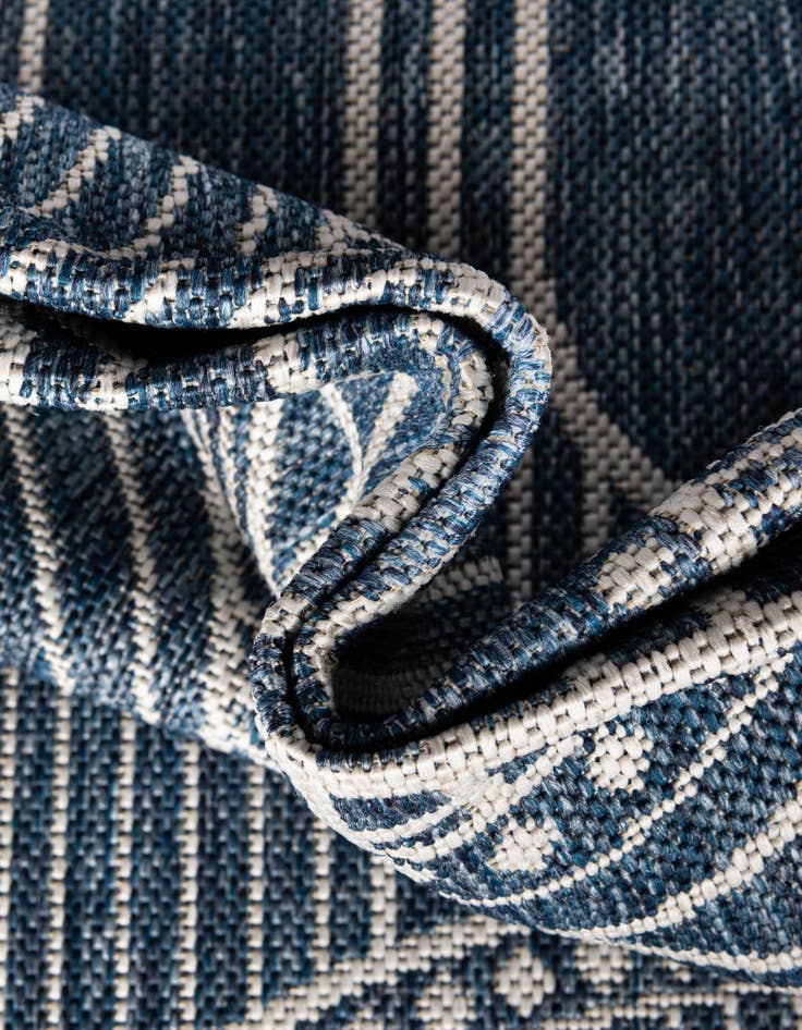 Detail image of  13' x 13'  Washable Traditional Indoor / Outdoor Square Rug