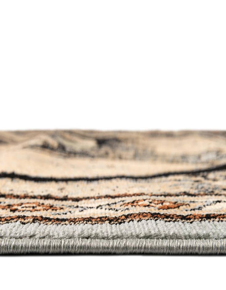 Detail image of  7' 10 x 7' 10 Pioneer Square Rug