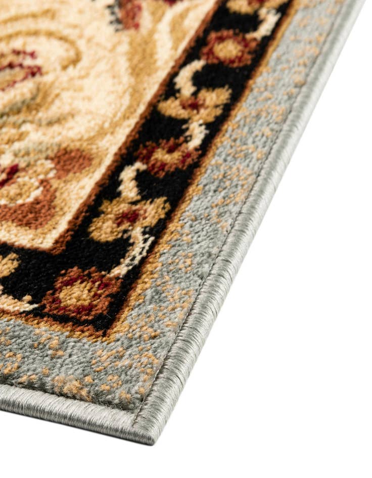 Detail image of  5' 3 x 5' 3 Pioneer Square Rug