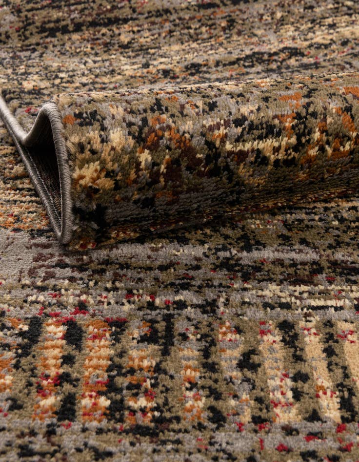 Detail image of  7' 10 x 7' 10 Saturn Square Rug