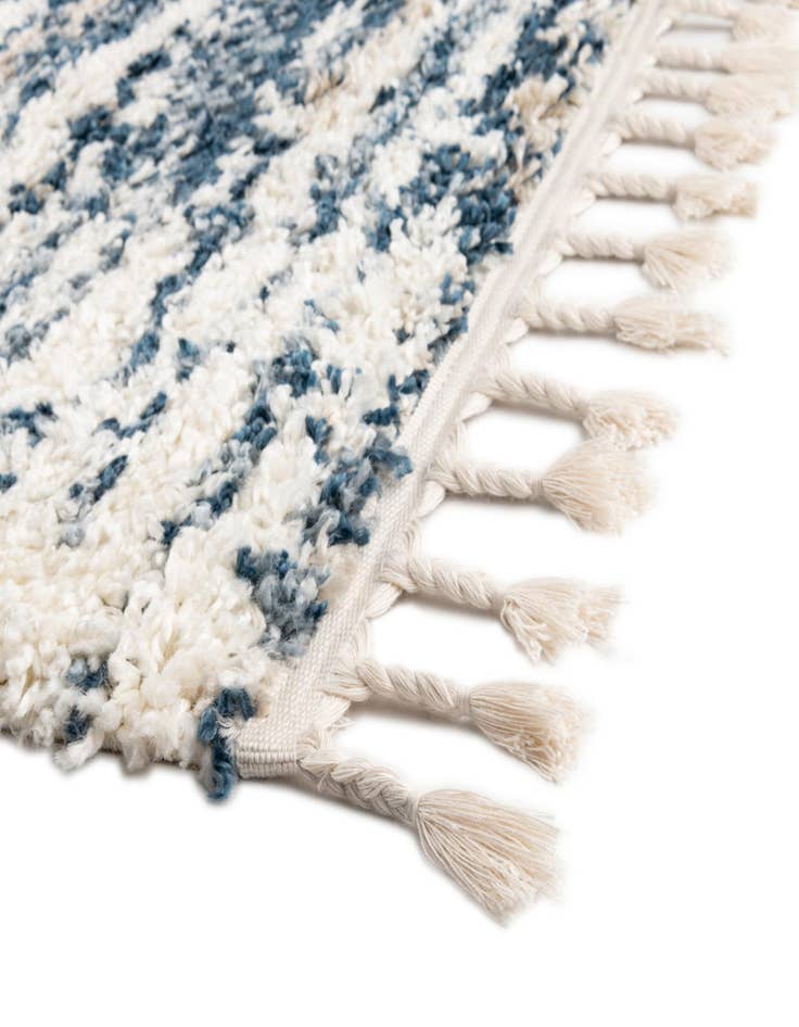 Detail image of  7' 10 x 7' 10 Serenity Shag Square Rug